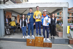 Ingrandisci immagine