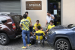 Ingrandisci immagine